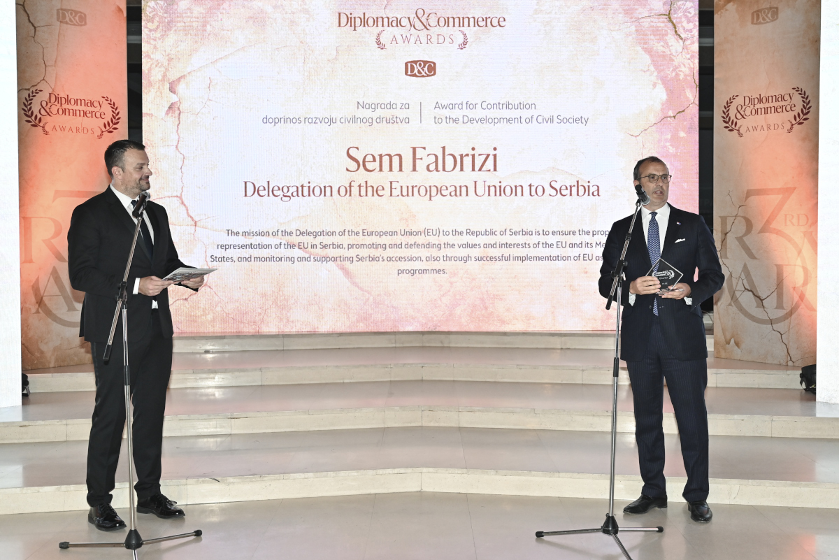 DODELJENE TREĆE DIPLOMACY&COMMERCE NAGRADE: Magazin proslavio treći rođendan 10 Sem Fabrici ambasador i šef delegacije Evropske Unije u Srbiji 2