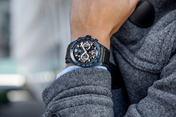 Da li su džentlmeni izumiruća vrsta? 1 TAG Heuer Carrera Chronograph Tourbillon Chronometer Tête de Vipère 01 2