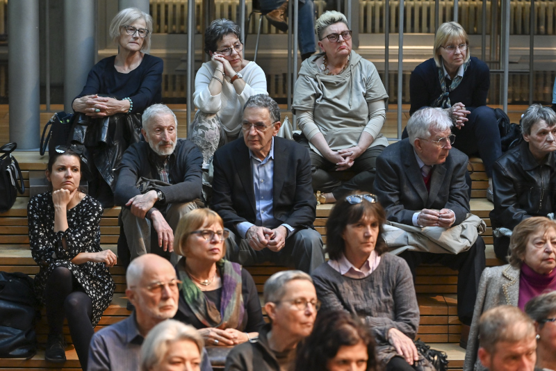 Amos Oz 24