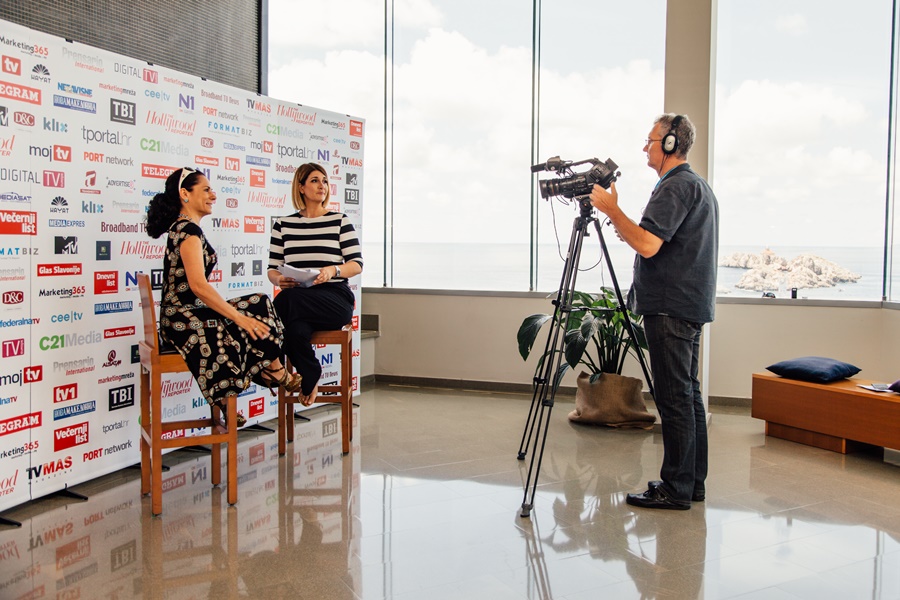 NEM 2019 otkrio prve teme panela 1 Interviews with Antonija Mandic