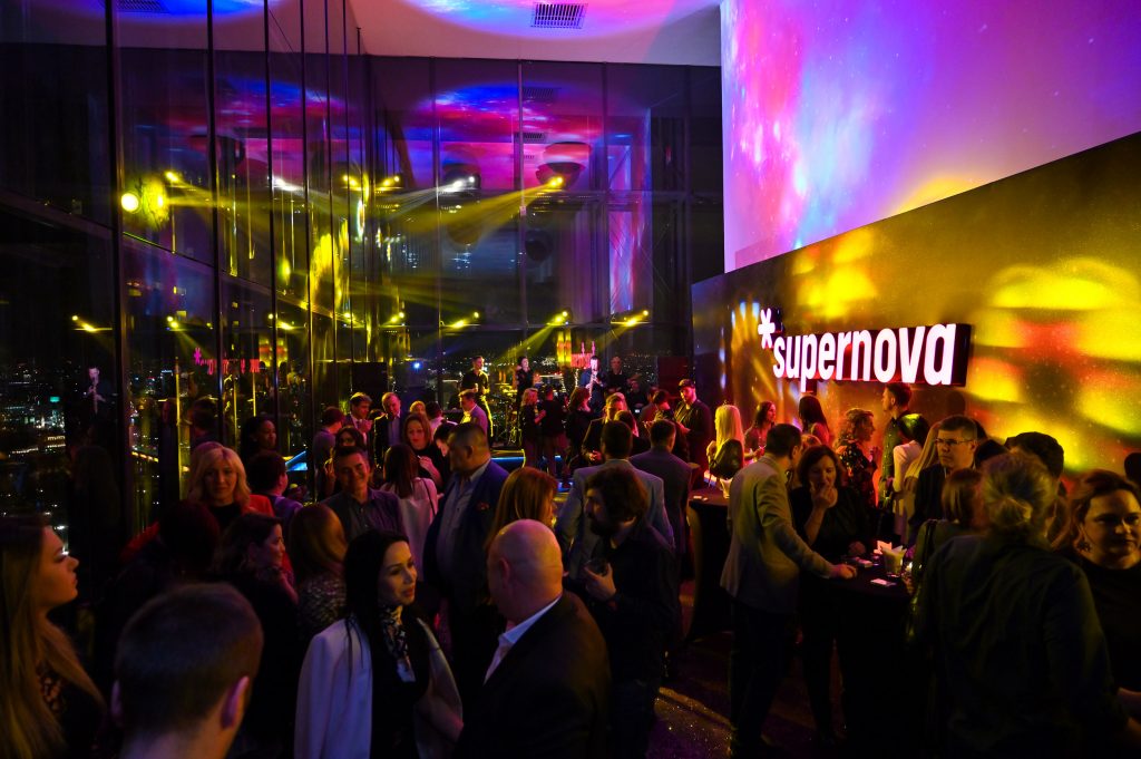 Supernova predstavljanje