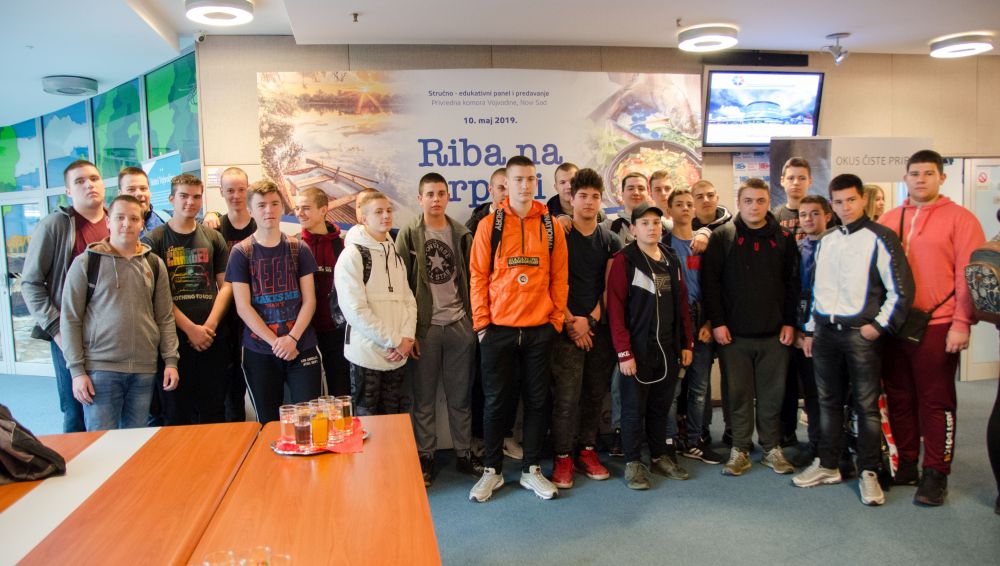 Održano edukativno panel predavanje "Riba na trpezi" u Privrednoj Komori Vojvodine 11 DSC 4447