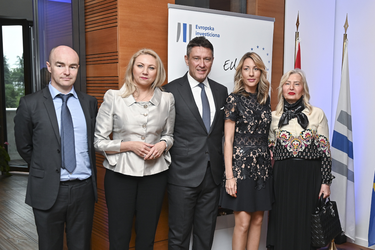 EIB 10