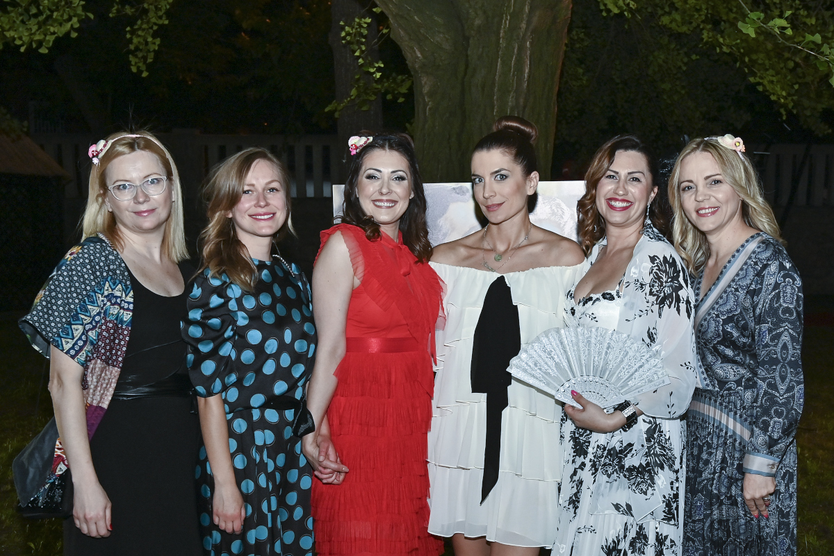 Održan “Gone with the wind Party” magazina Diplomacy&Commerce 1 GONE with the WIND 44