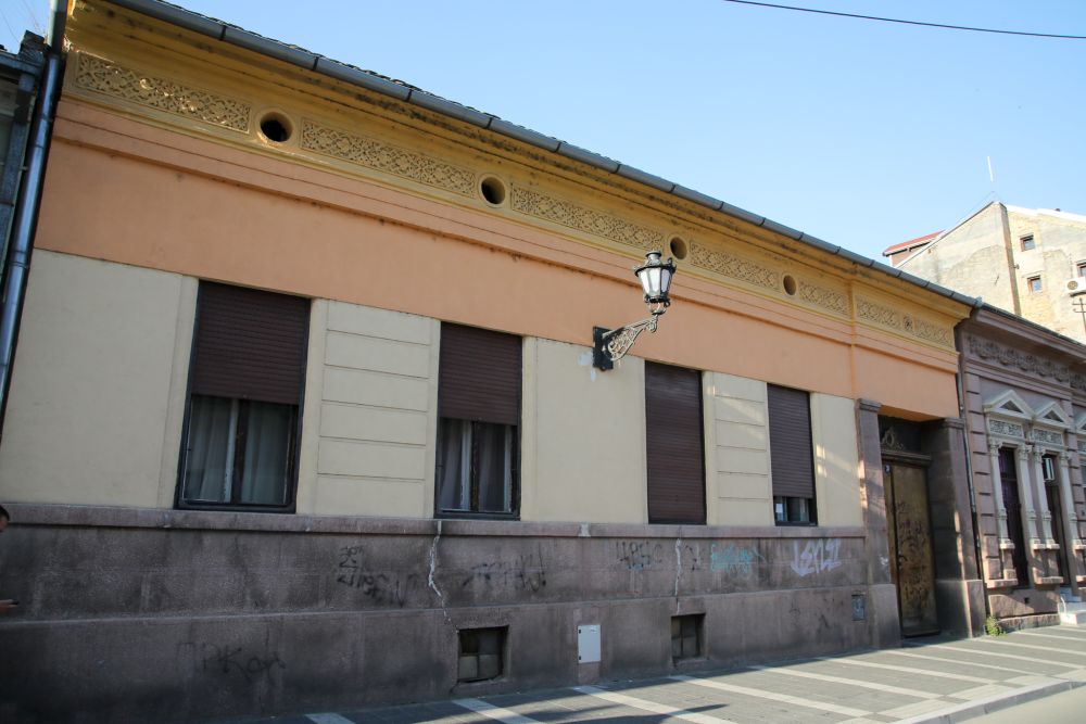 Ovako je bilo na tematskoj turi "Stare kafane Novog sada" 7 HADR0442