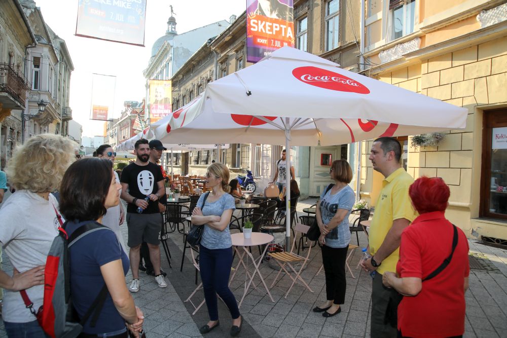 Ovako je bilo na tematskoj turi "Stare kafane Novog sada" 9 HADR0456