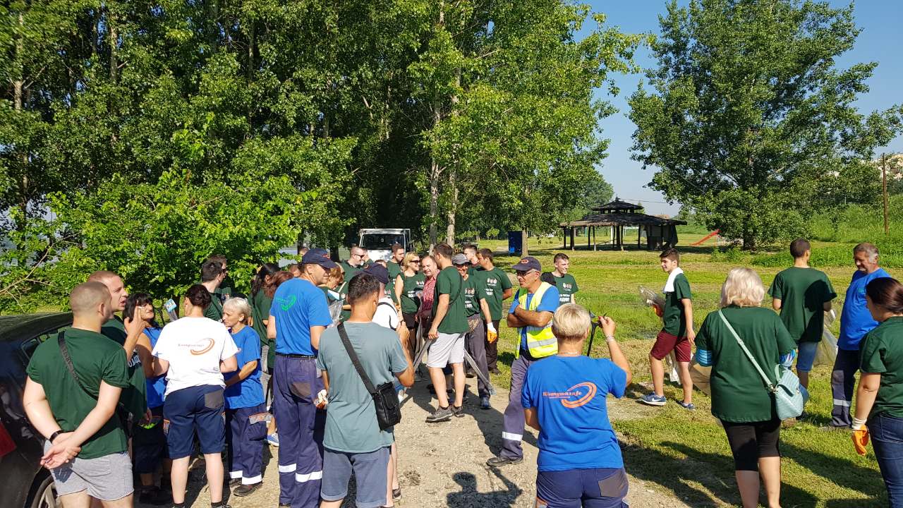 NEDELJA ZA ČISTIJU VOJVODINU: Očišćeno priobalje reke Save u Sremskoj Mitrovici 3 IMG c70f2c9f5edb645317b5bc44b34b2bc4 V