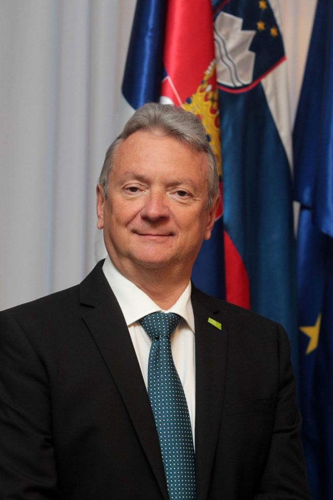 NJ.E Iztok Jarc