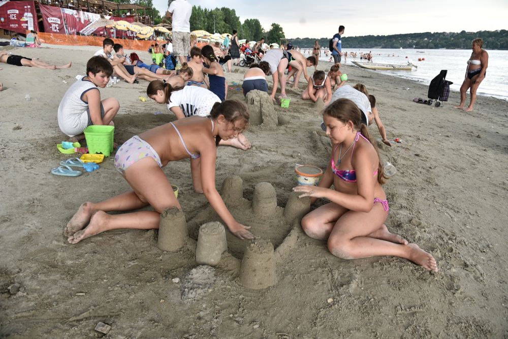 Dvorci od peska pre kiše na Štrand Summer Festu 9 1662