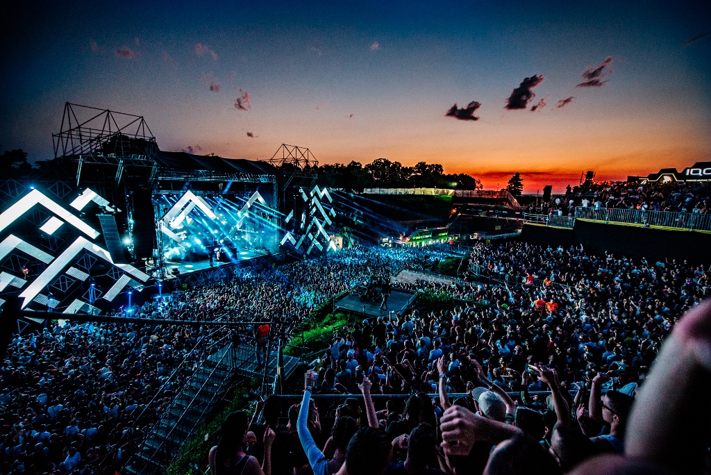 EXIT završen u sunčanom finalu i na istorijskom vrhuncu festivala! 4 DA SUNRISE
