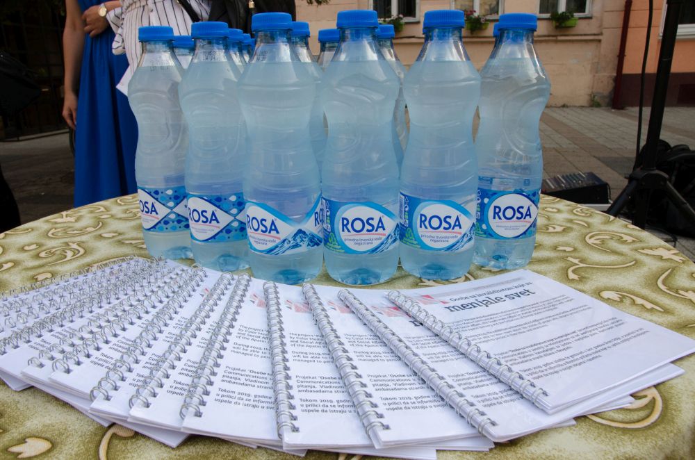 Otvorena izložba "Osobe sa invaliditetom koje su menjale svet" 25 DSC 5298