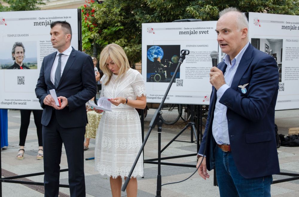Otvorena izložba "Osobe sa invaliditetom koje su menjale svet" 3 DSC 5510