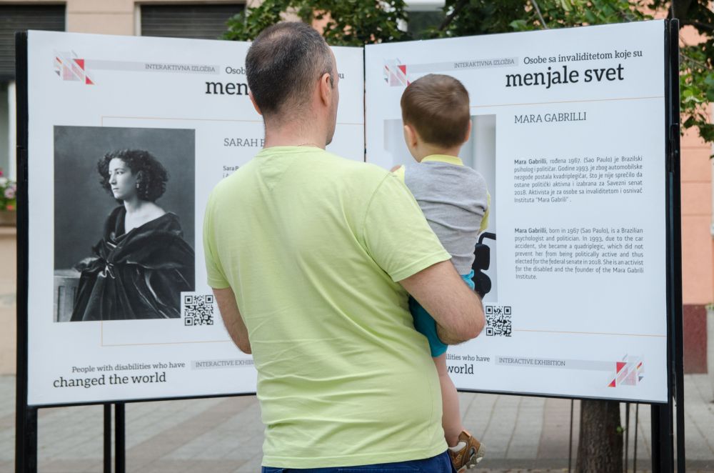 Otvorena izložba "Osobe sa invaliditetom koje su menjale svet" 18 DSC 5573