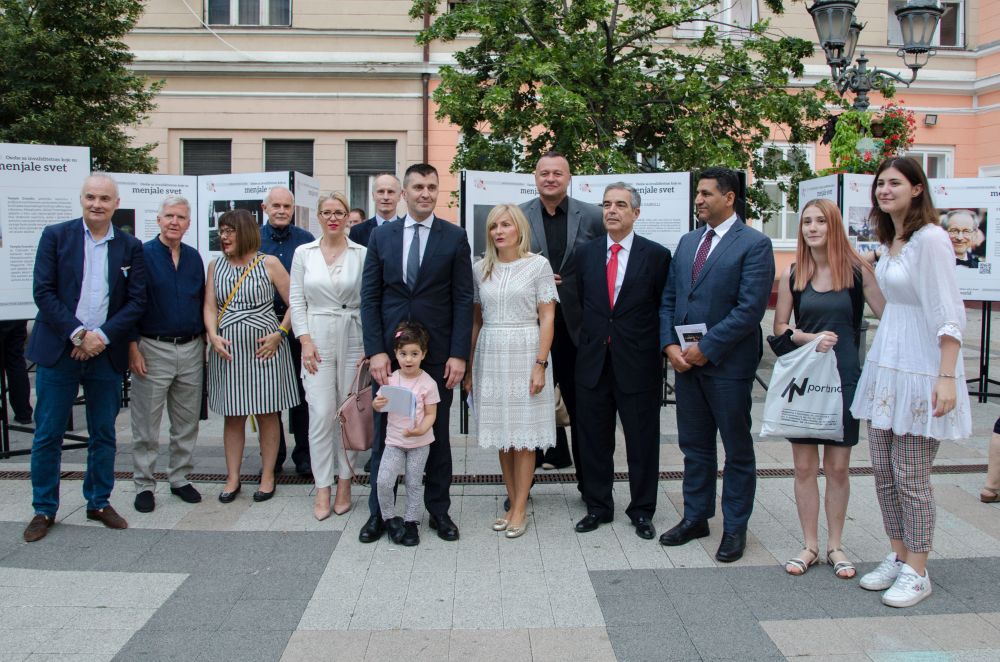 Otvorena izložba "Osobe sa invaliditetom koje su menjale svet" 9 DSC 5584