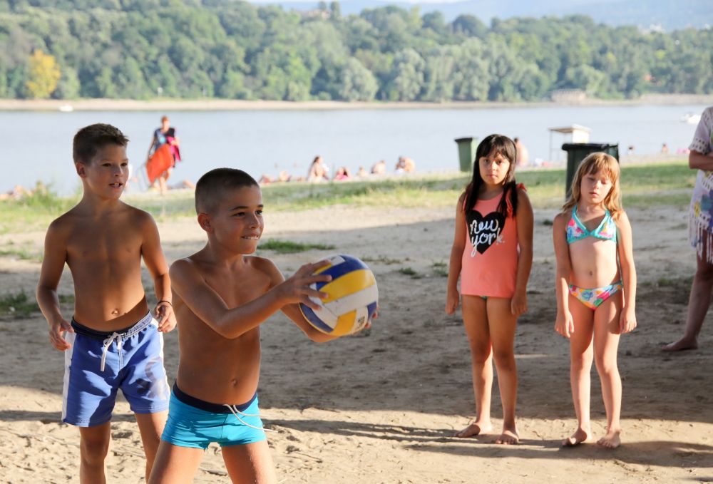 Nastup dečijeg hora "Bubamara" i filmsko veče na Štrand Summer Festu 3 HADR6629