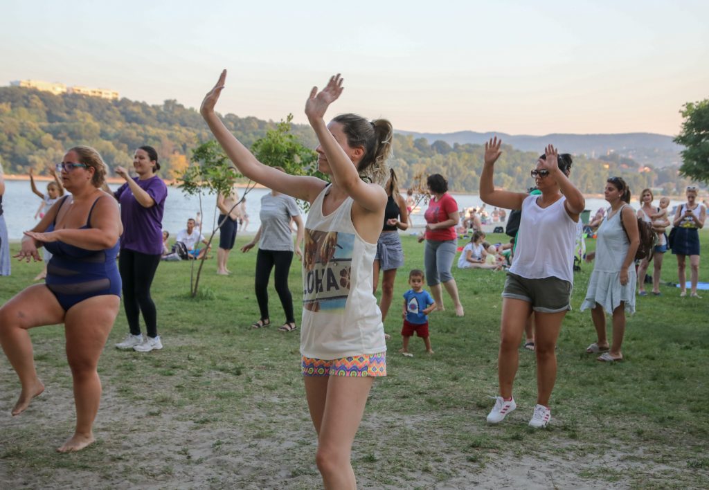 Dvorci od peska i zumba sa Mimom na Štrandu 9 HADR8446