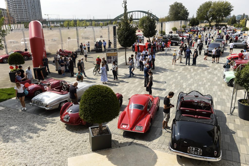 Spektakl GENERALI 24 sata ELEGANCIJE 2019. by Jaguar oduševio Beograđane 13 24 sata elegancije 9