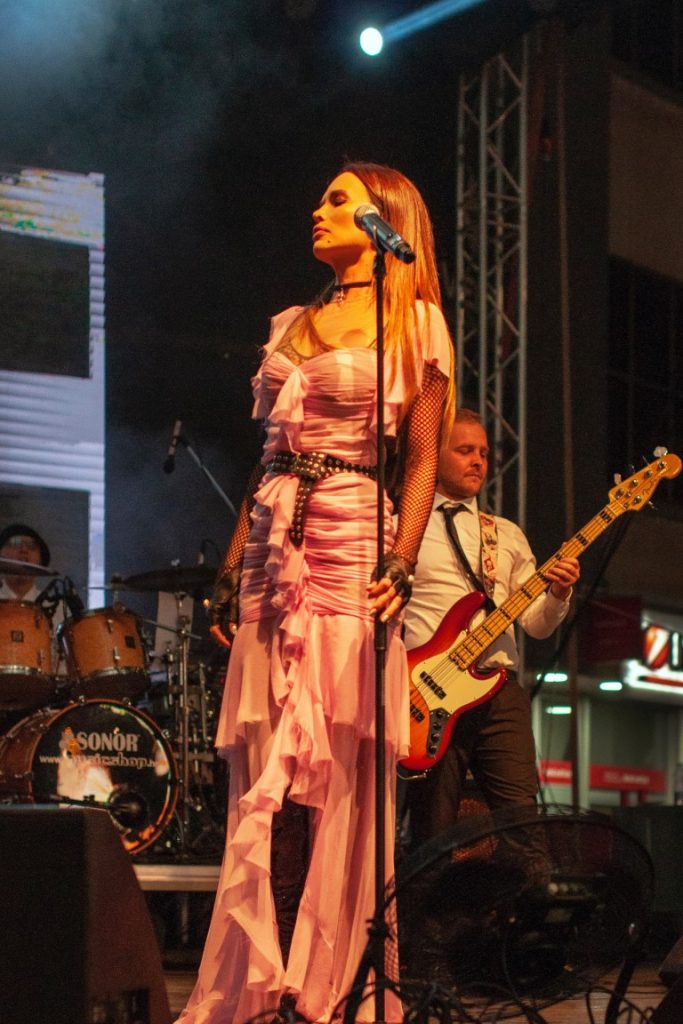 Severina 15