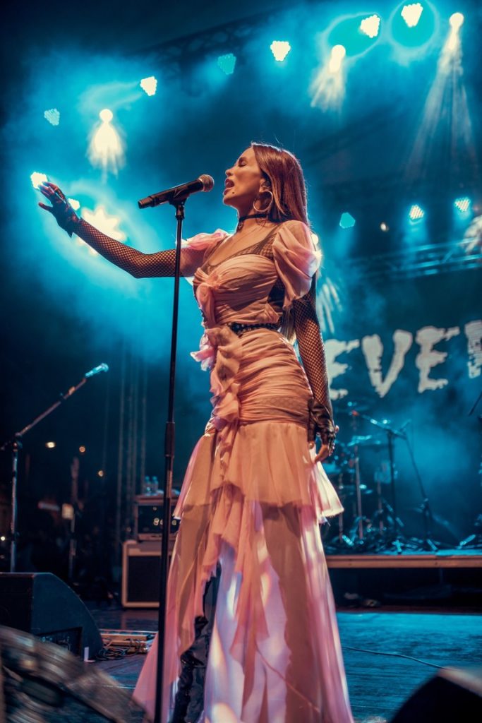 Severina 9