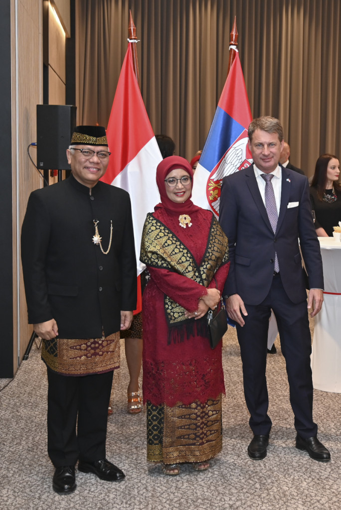 Indonezija 19 12
