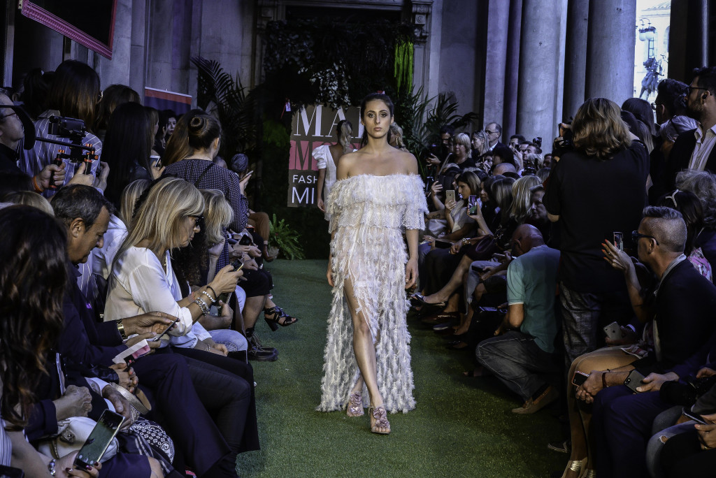 Lena Kovačević i Zorannah specijalne gošće na reviji Suzane Perić 3 Suzana Peric modna revija 1