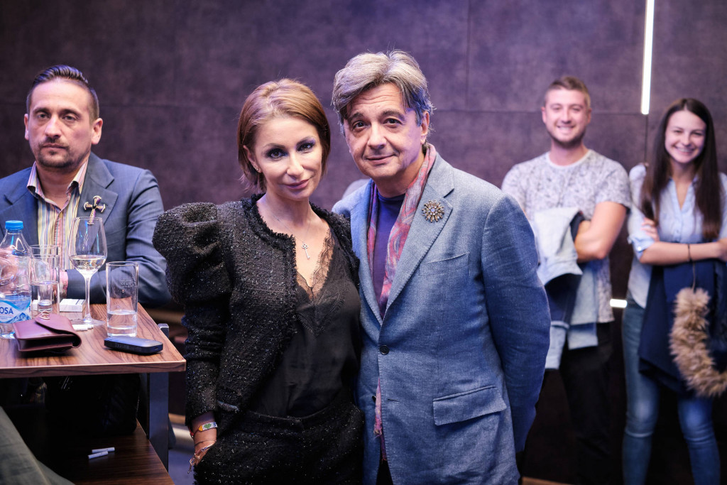 Suzani Peric na nagradi cestitao je prvi njen kolega Sasa Milojkovic foto rsz nenad karlic 14102019 66