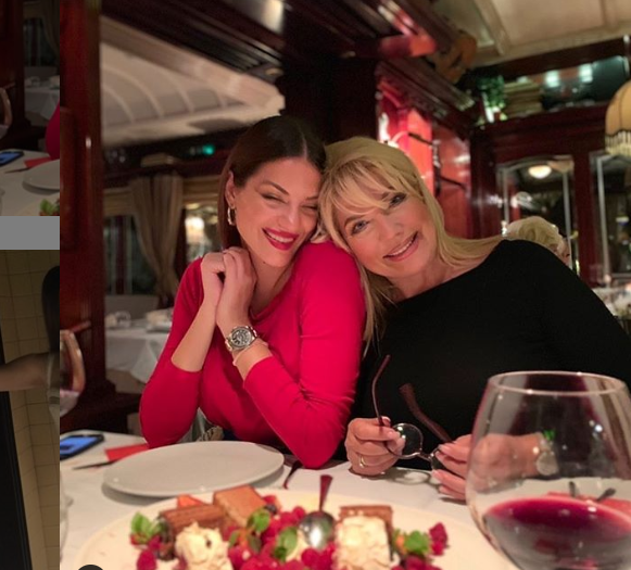 ČIST HEDONIZAM: Teodora Kunić uživala u društvu majke Suzane Mančić (FOTO) 1 suzana i teodora