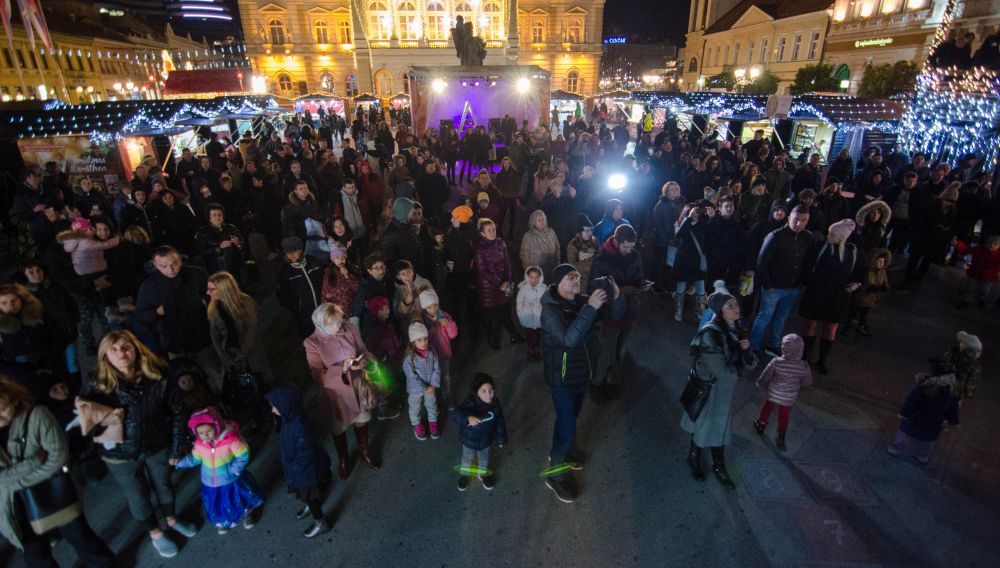 Dečiji hor "Čarobne frulice" danas na Novosadskom Winter Festu 5 DSC 1320
