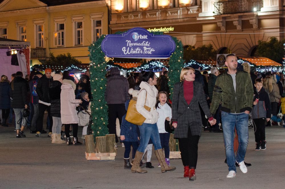 Dečiji hor "Čarobne frulice" danas na Novosadskom Winter Festu 22 DSC 1356