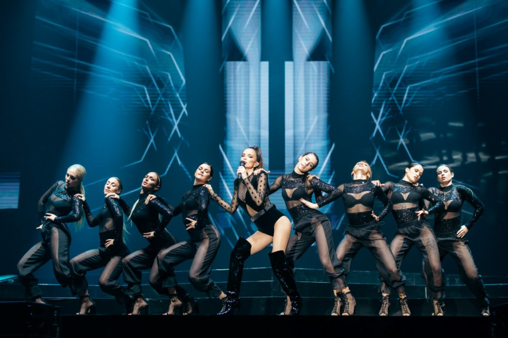 The Magic Tour 7