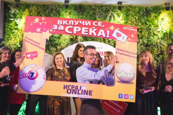 F10 Influenceri grupna