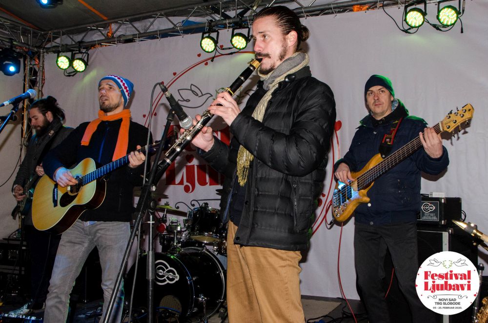 6 DSC 7652