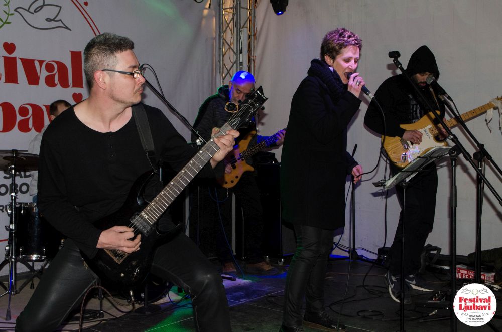 Novosađani uživali uz vino i đuskali uz brazilsku muziku na “Festivalu ljubavi” 3 7 DSC 2043