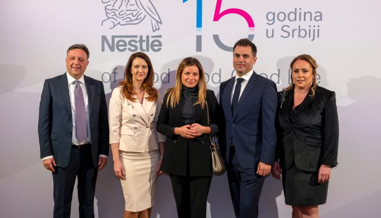 Nestle 15 godina 16