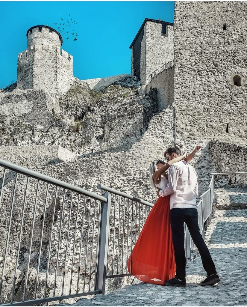 Travel influenser u doba korone 4 Tvrđava AM predlog