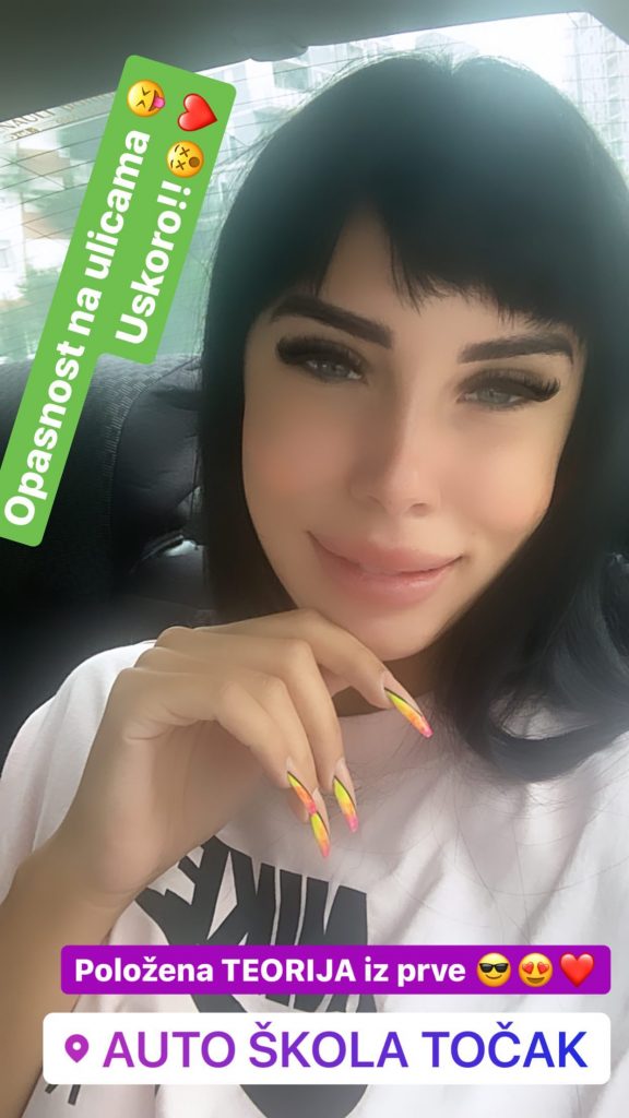 OPASNOST NA ULICAMA: Aleksandra Subotić položila teorijski ispit u auto školi! (FOTO) 1 InstaStories CBU2huoAA1S