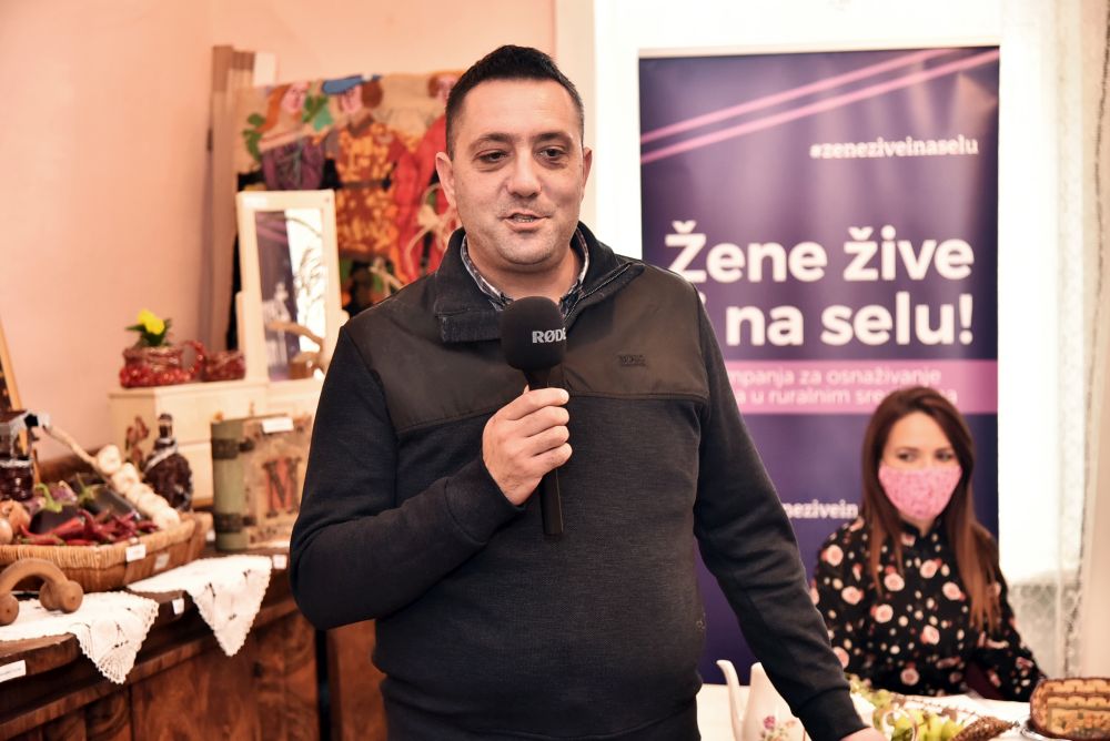 Tribina "Žene žive i na selu" održana u Ravnom Selu 1 b 3236