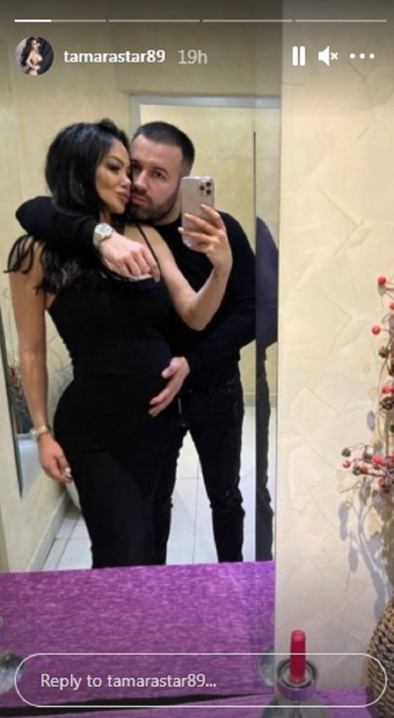 KONAČNO POKAZALA SVOJU JAČU POLOVINU: Trudna Tamara Đurić pozirala u romantičnu izdanju sa verenikom Nikolom (FOTO) 1 tamara djuric