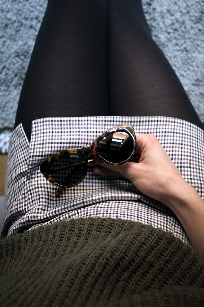 pexels karirana suknja 1