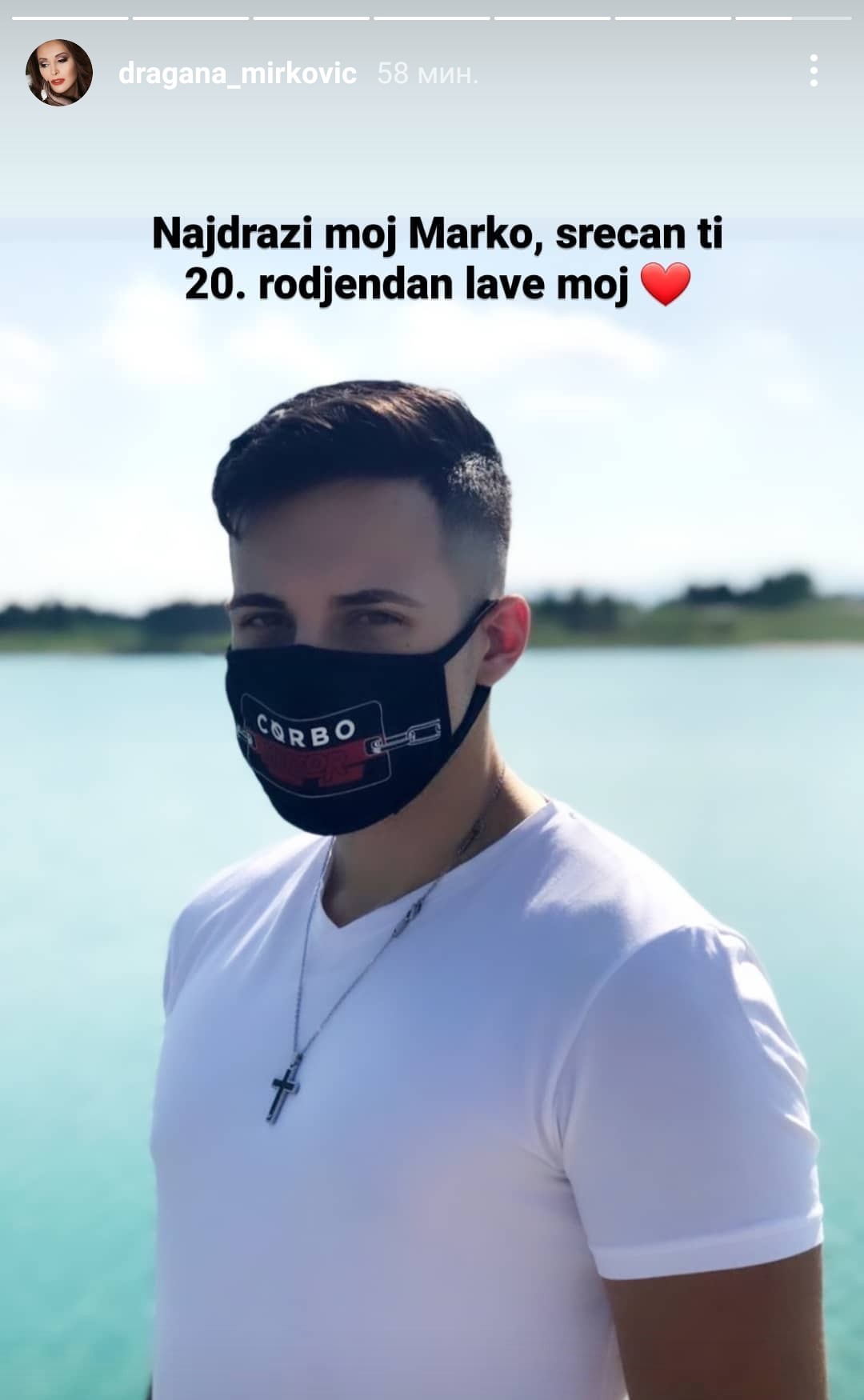 MAMIN LEPOTAN: Dragana Mirković uputila emotivnu rođendansku čestitku sinu Marku (FOTO) 1 Dragana Mirkovic sin Marko