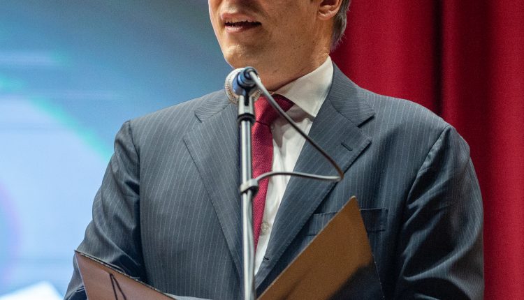 Izuzetne ličnosti 2020 100