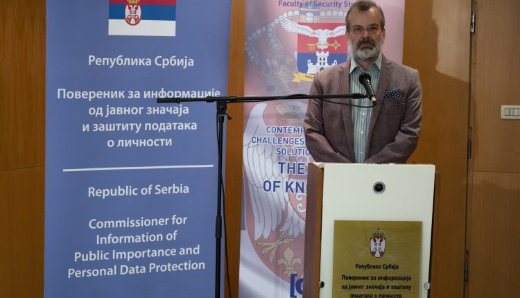 Poverenik za informacije od javnog značaja 7