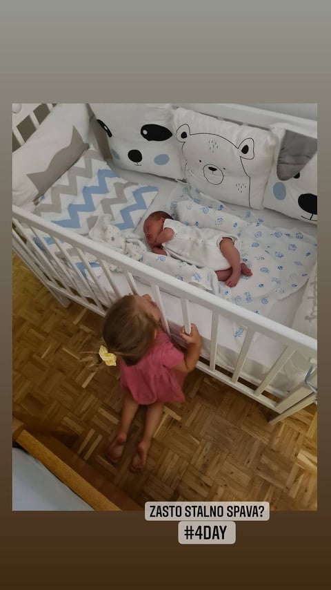 Daca Dabović ćerka Bjanka i sin Noa
