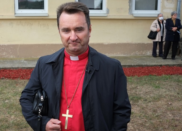 ISTORIJSKI ČAS U SREMSKOJ RAČI: Otkriven spomenik slovačkom dobrovoljcu u srpskoj vojsci iz Srpsko-turskog rata 11 8 sp