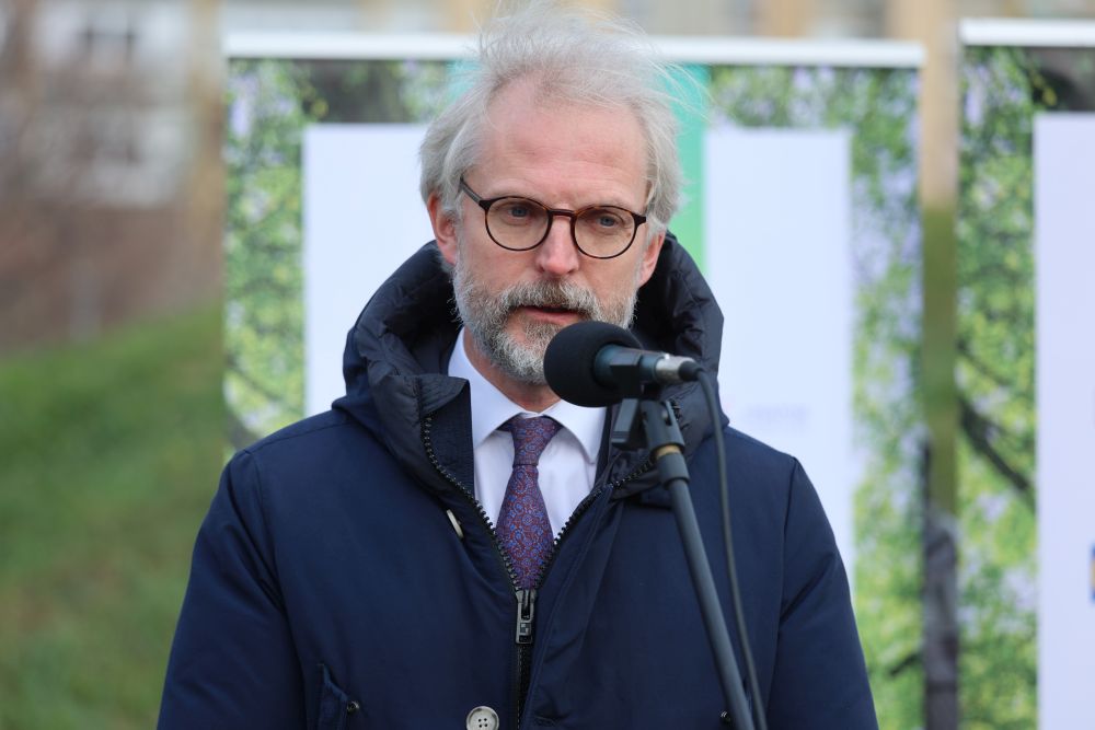 Gradonačelnik Subotice i ambasador Austrije podržali projekat "Zelena Srbija" 3 4 Ambasador Austrije Nikolaus Luteroti