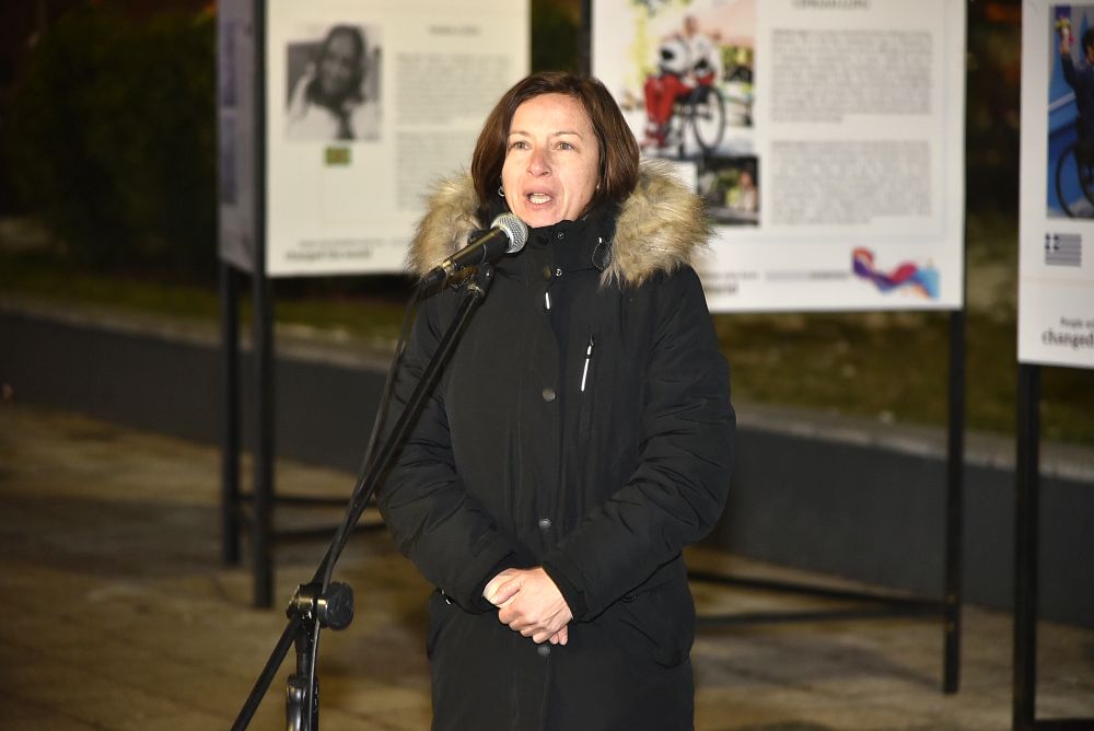 Izložba "Osobe sa invaliditetom koje su menjale svet" otvorena u Novom Sadu 1 2 8233