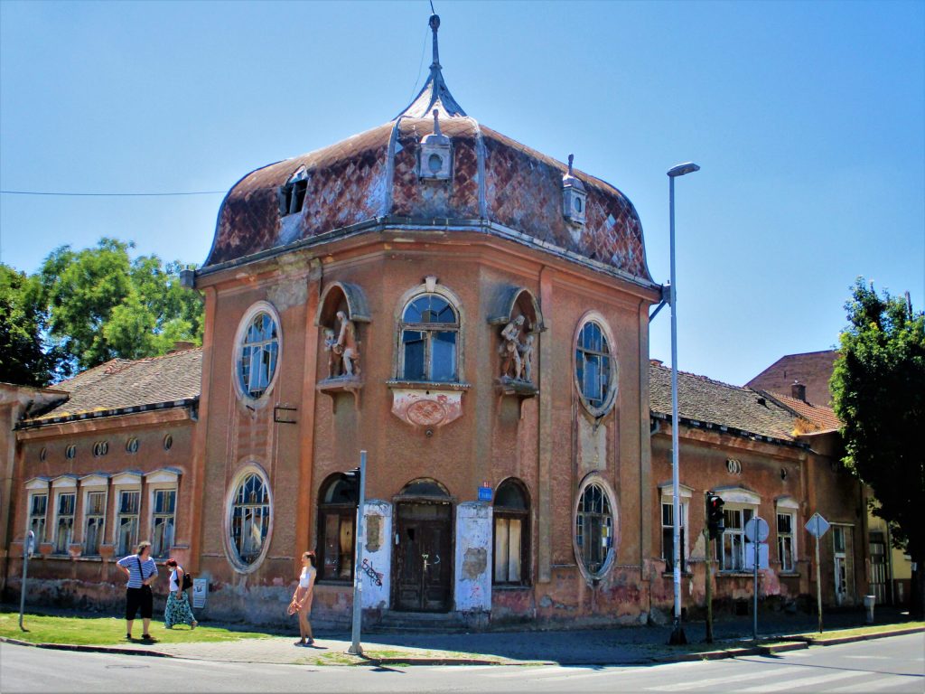 BAŠTINA BEZ ZAŠTITE: Hrvatski dom, Ruma 2 IMG 3341 scaled 1