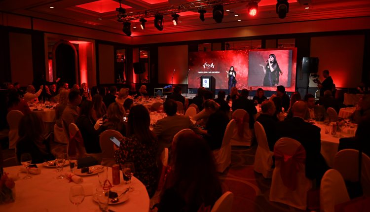 Ava Gala 1