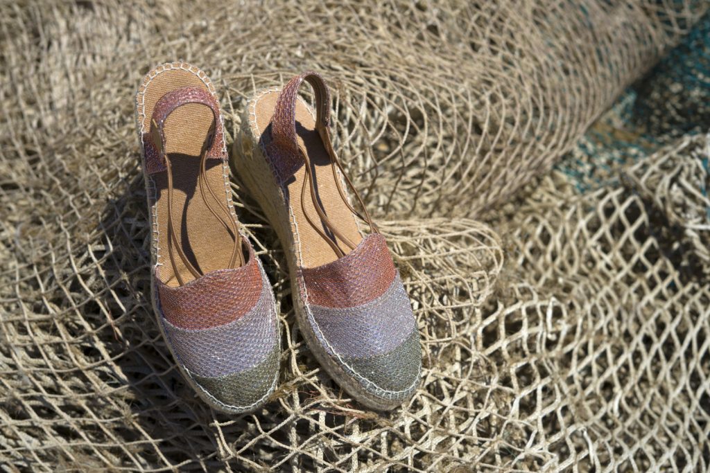 espadrile stikla freepik.com