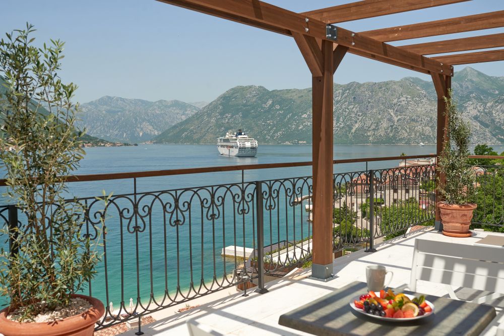 Penthouse suite view1 1
